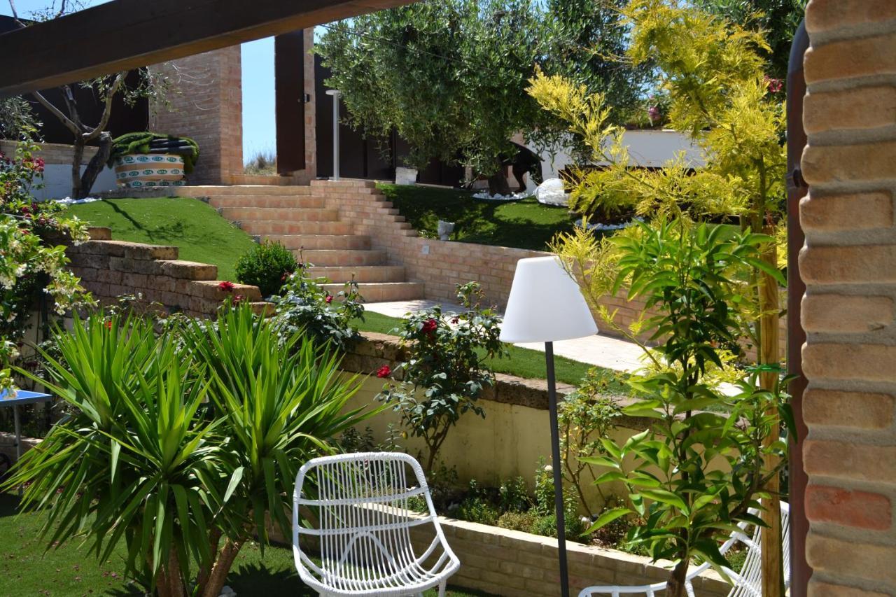 B&B & Spa Novantadieci Club (Adults Only) Atri Exterior photo
